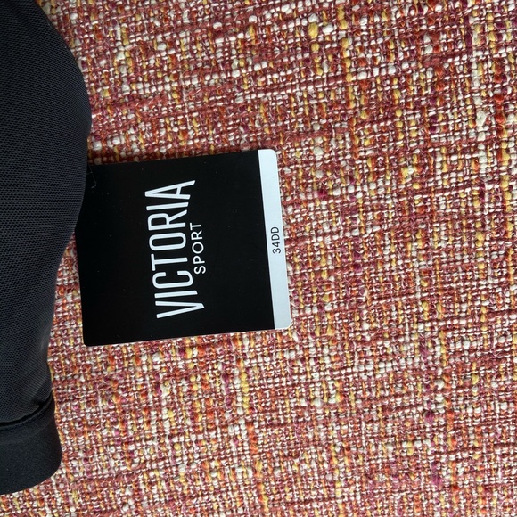 Victoria Secret Bras - Picture 3 of 4